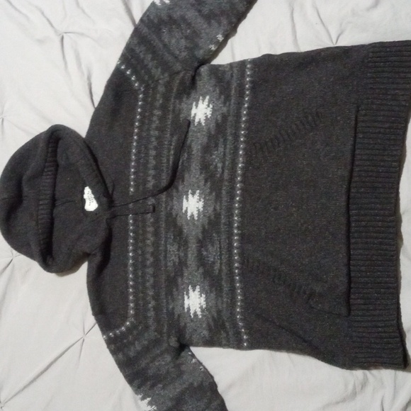 Grey Size M American Eagle Hooded pullover sweater front pocket and snowflakes - Picture 8 of 13